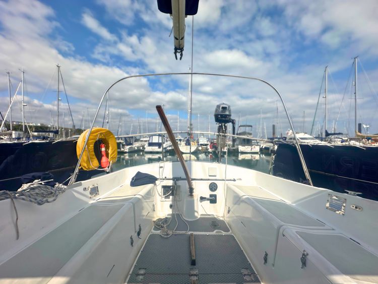 Cockpit stern