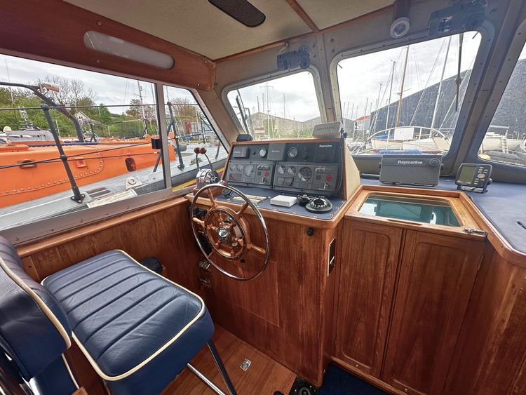 Helm seat Weymouth 34