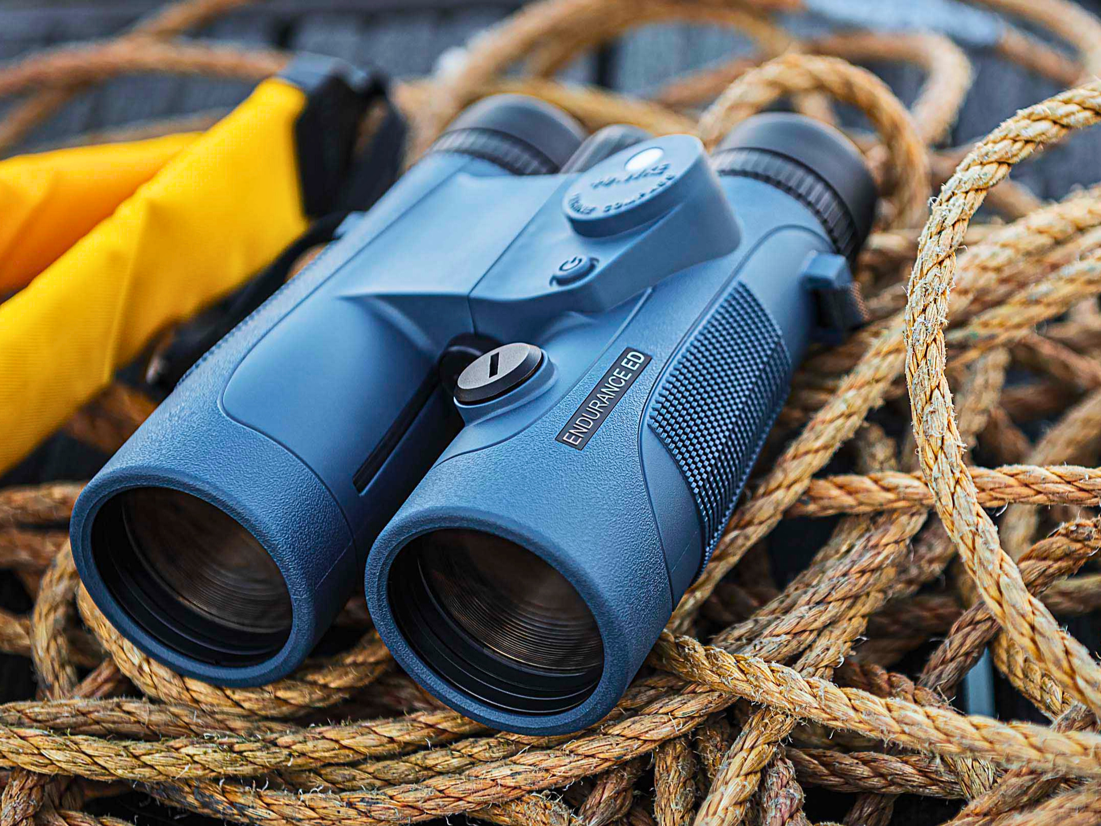 Marine binoculars
