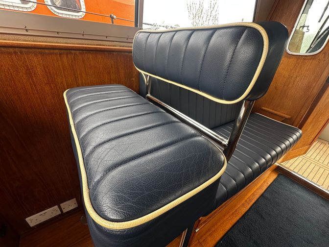 Thumbnail for Copilot seat Weymouth 34