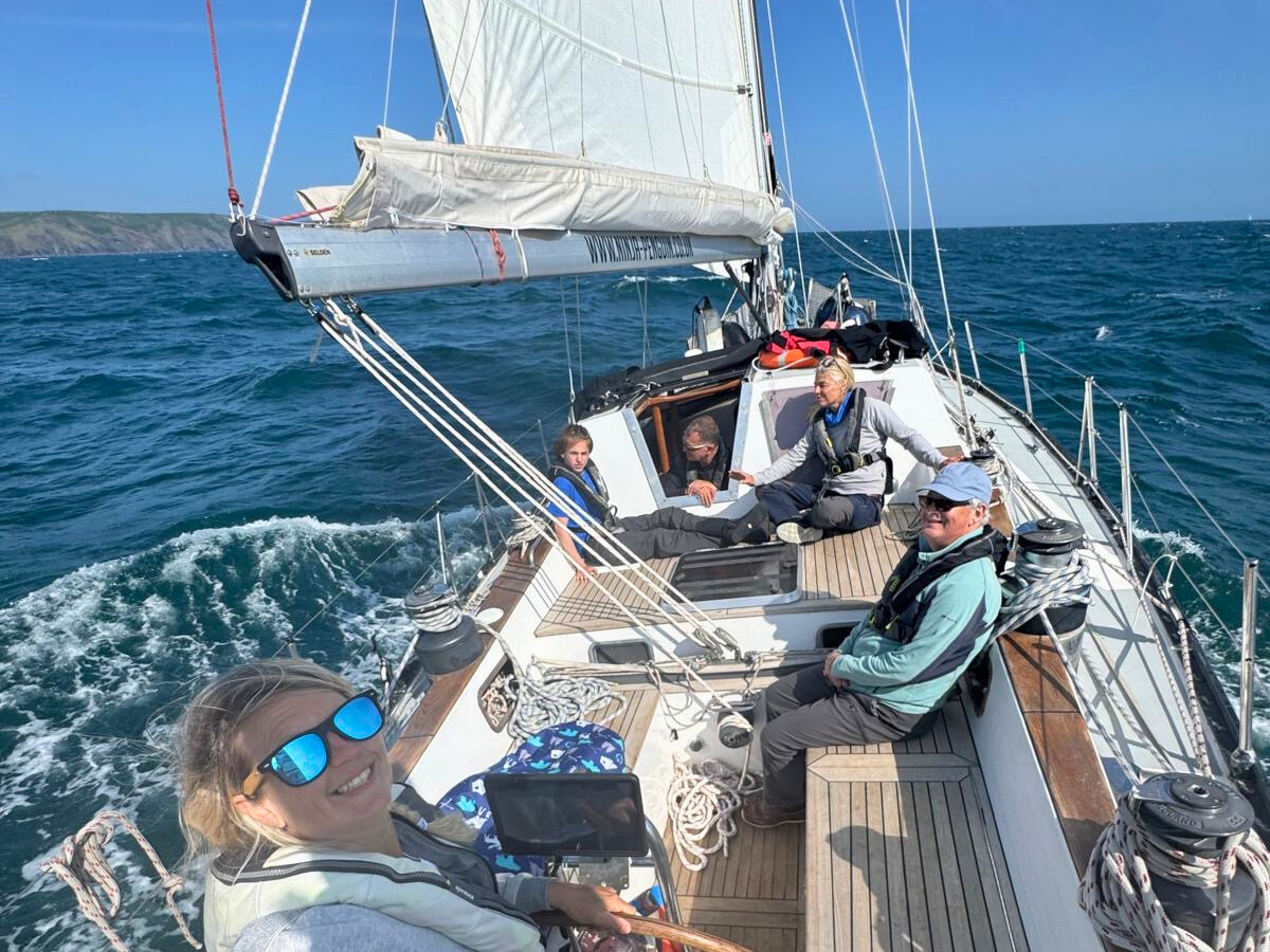 sailing Bowman 57